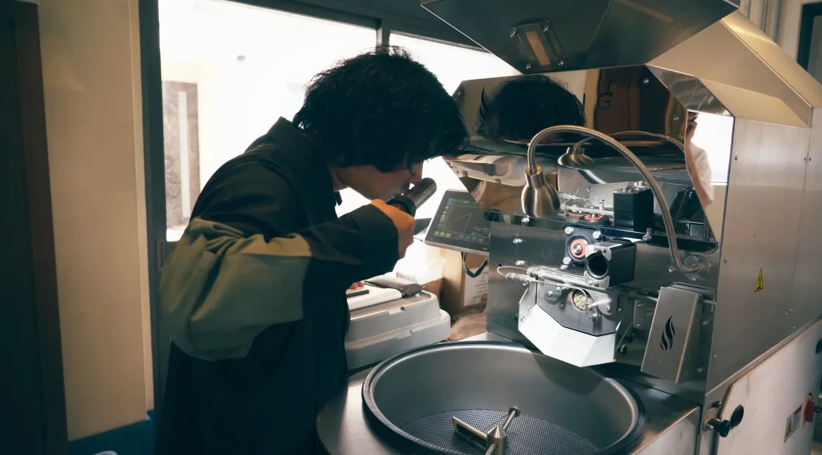 出張バリスタによる経験から導いた特別な日に飲むコーヒーの味づくりの様子